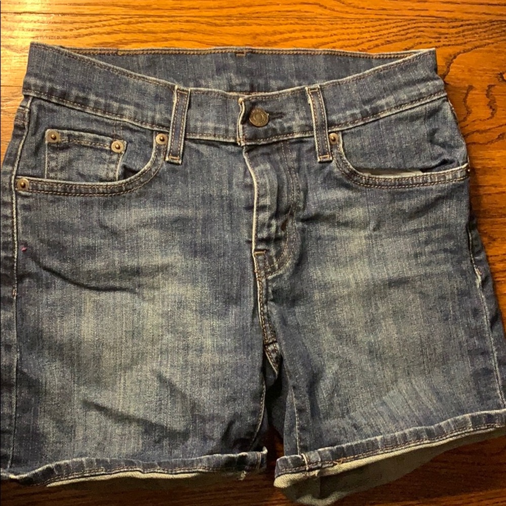 Levi’s shorts
